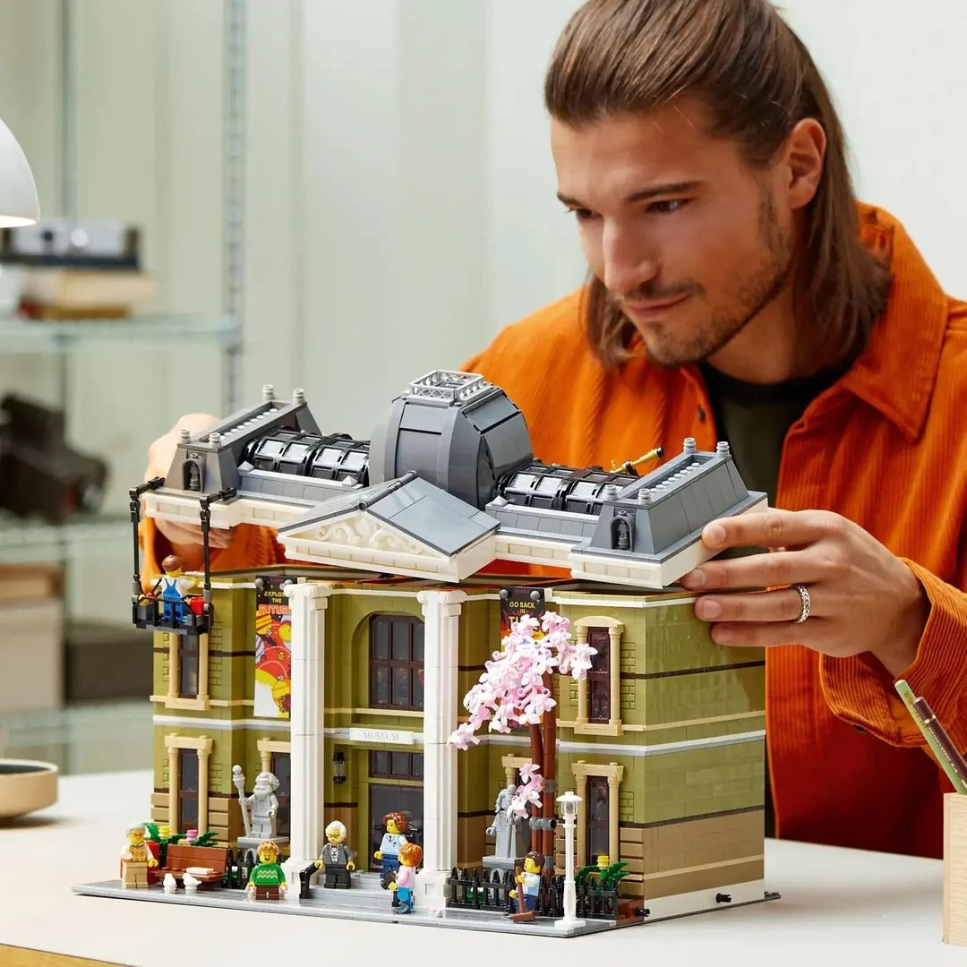 Natural History Museum Display Model - 10326