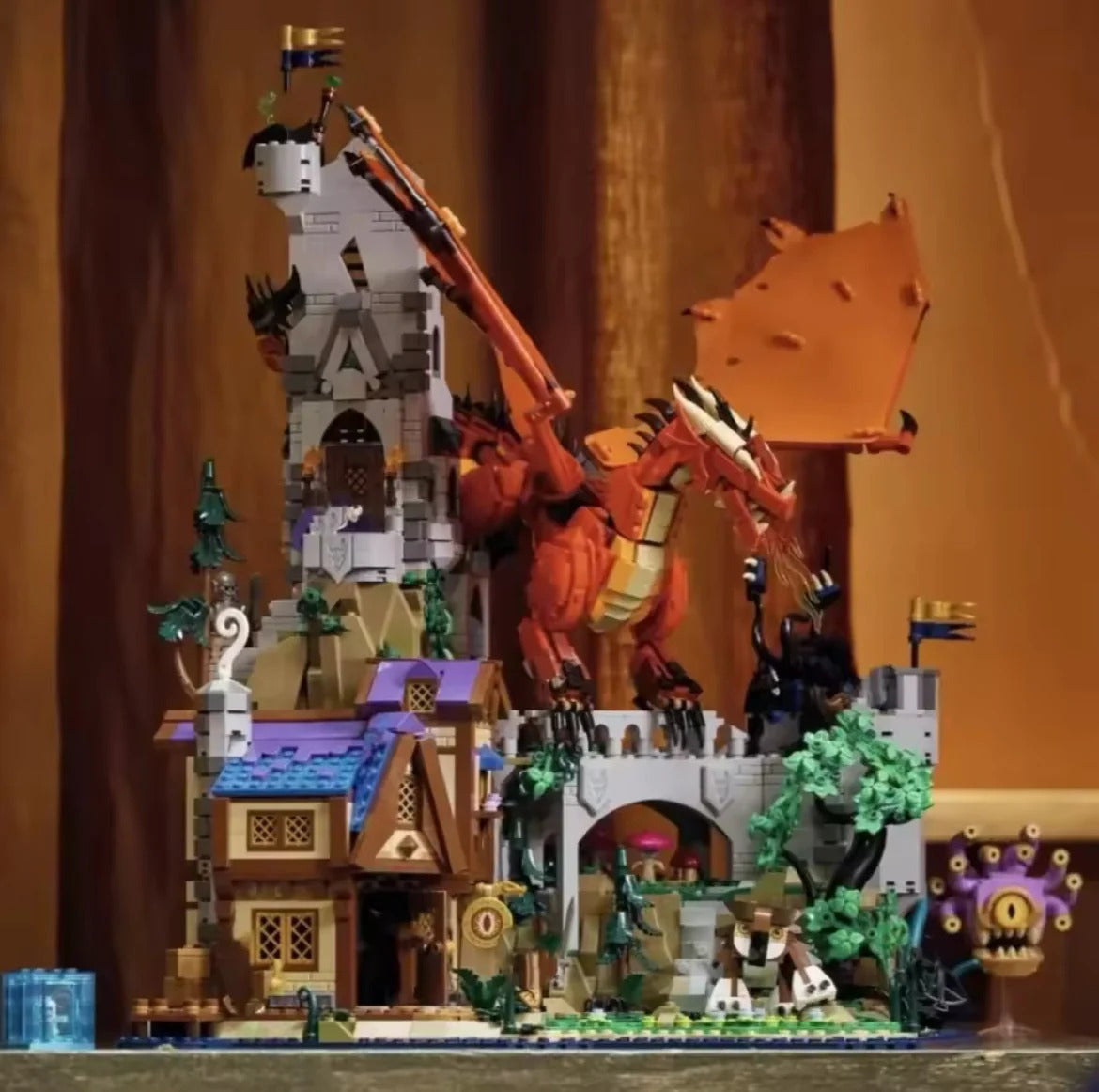 Fantasy Dragon Adventure Display Model - 21348