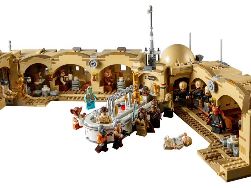 Desert Outpost Cantina - 75290