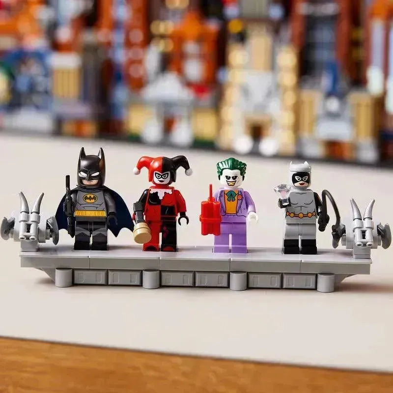 Dark Knight Gotham Skyline - 76271