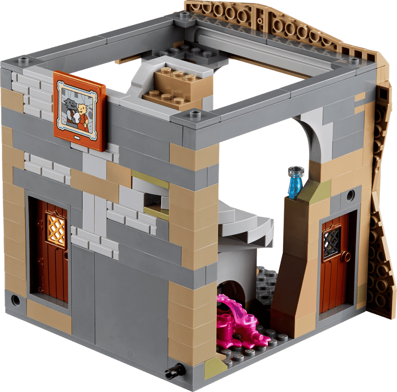 Fantasy Dragon Adventure Display Model - 21348