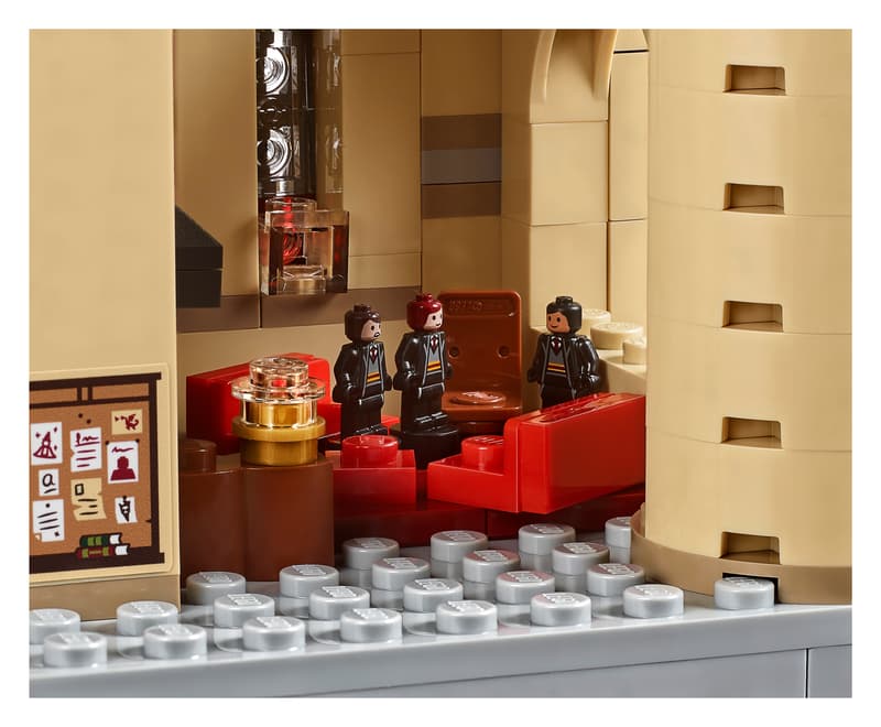 Wizarding School Castle - 71043