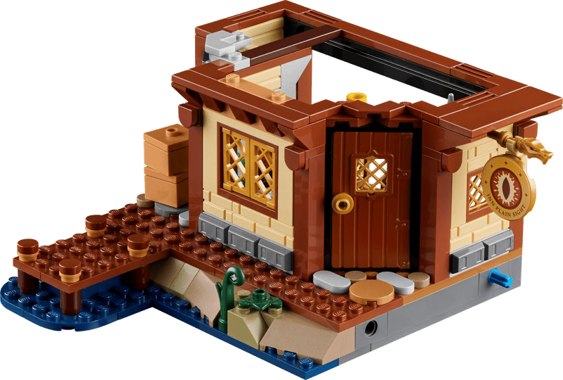 Fantasy Dragon Adventure Display Model - 21348