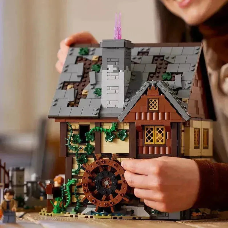 Witches' Cottage Halloween Set - 21341