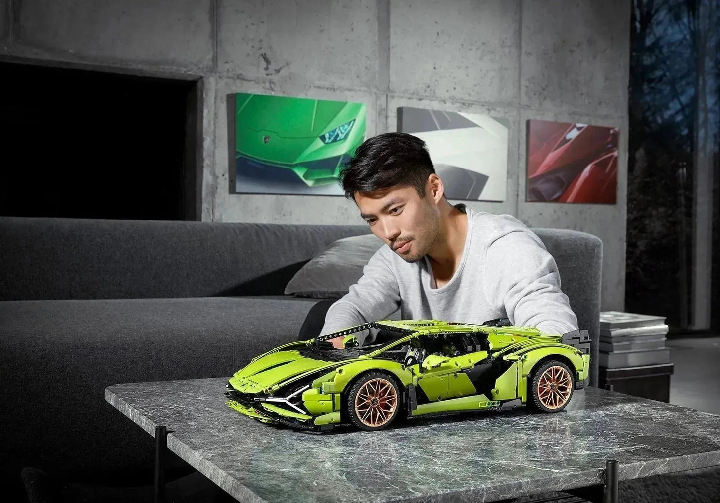 42115 Technic V12 Supercar Building Set