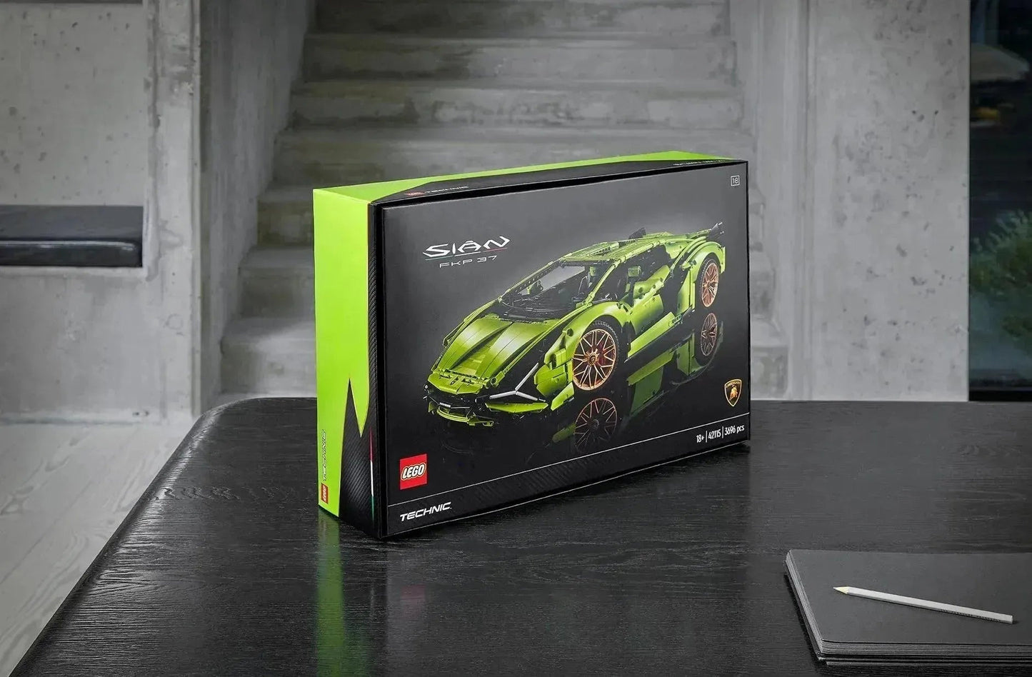 42115 Technic V12 Supercar Building Set