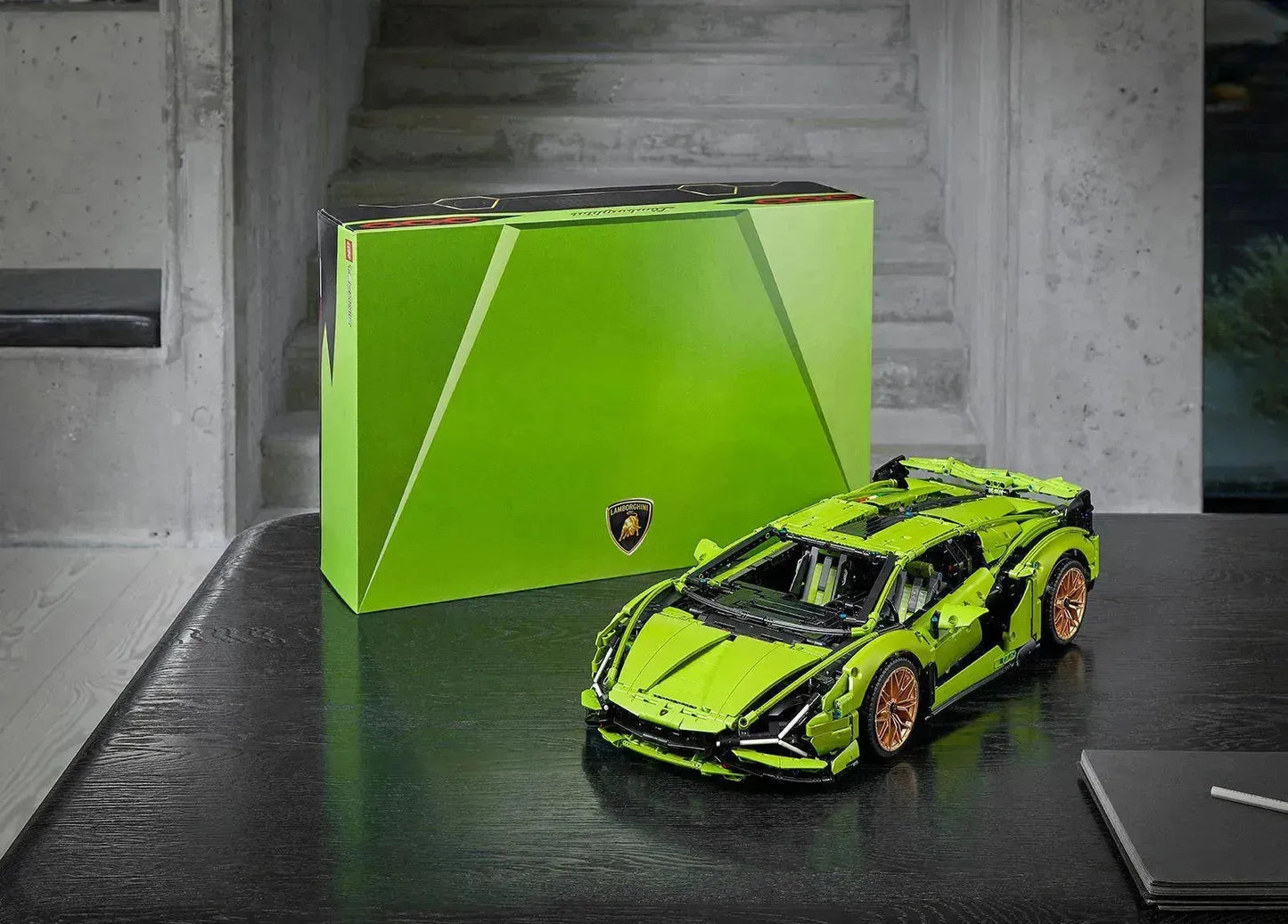 42115 Technic V12 Supercar Building Set