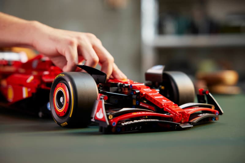 Italian F1 Racing SF-24 - 42207