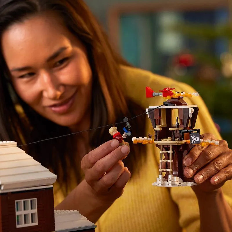 21330 Ideas Holiday House Building Set